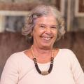 Regina Neves